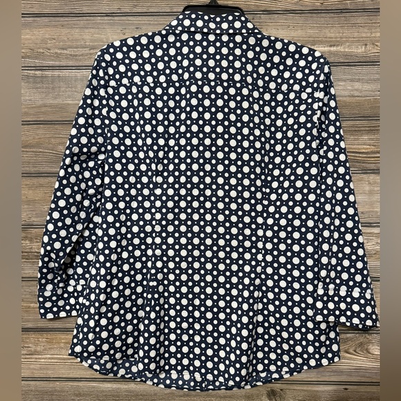 Talbots woman’s button up top size 14 - Picture 8 of 8